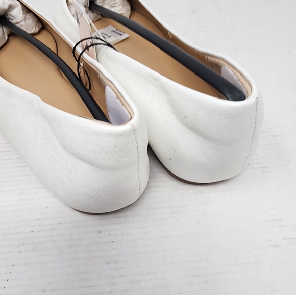 New White Ballet Shoes Balletcore Slipon Pointed Toe Flats Size 9.5 - Picture 4 of 7